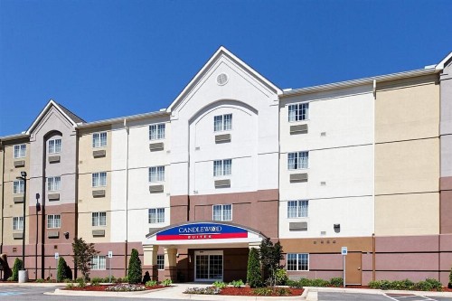 Candlewood Suites Tuscaloosa an IHG Hotel - image 9