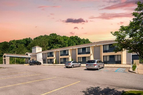 Rodeway Inn Tuscaloosa near University - image 24