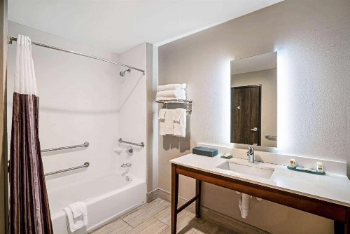La Quinta by Wyndham Tuscaloosa McFarland - image 11