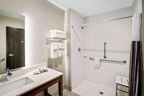 La Quinta by Wyndham Tuscaloosa McFarland - image 13