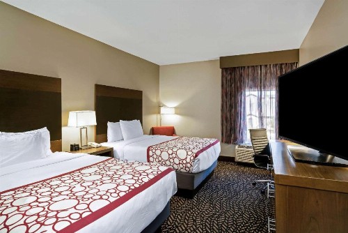 La Quinta by Wyndham Tuscaloosa McFarland - image 22