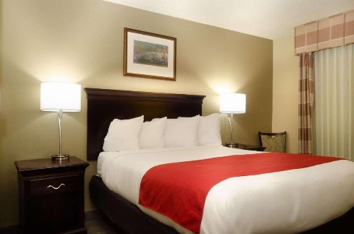 Country Inn & Suites by Radisson Tuscaloosa AL - image 14