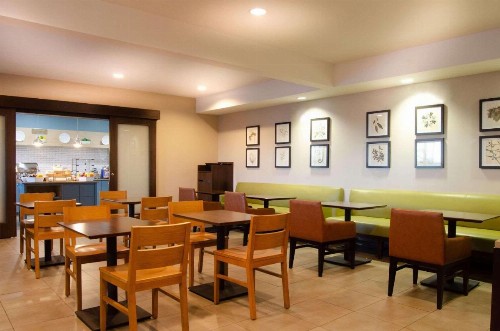 Country Inn & Suites by Radisson Tuscaloosa AL - image 19