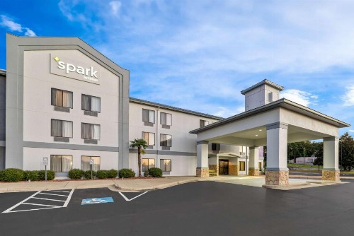 Quality Inn Tuscaloosa - image 1