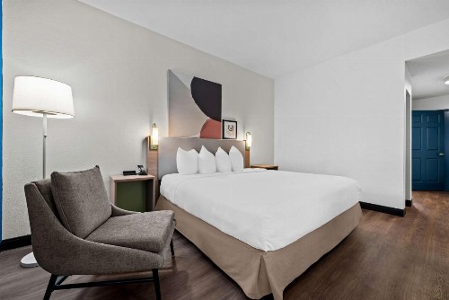 Quality Inn Tuscaloosa - image 5
