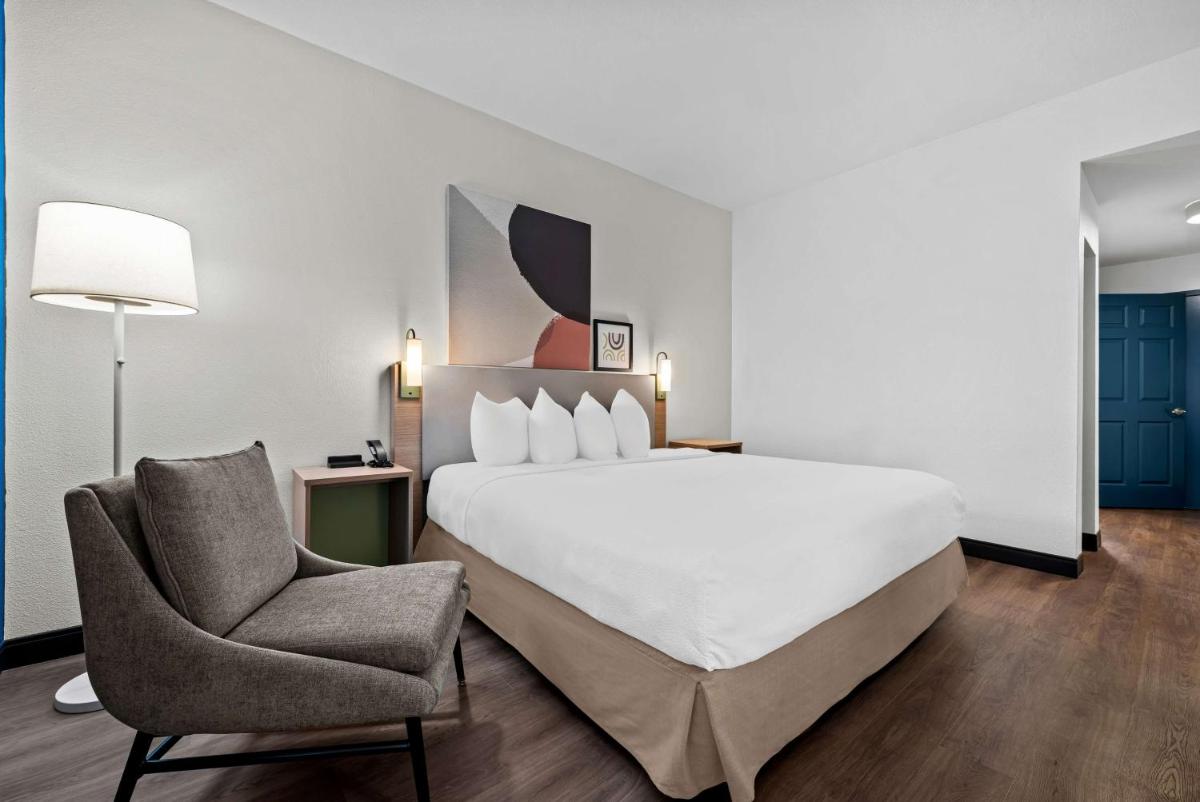 Quality Inn Tuscaloosa - image 5