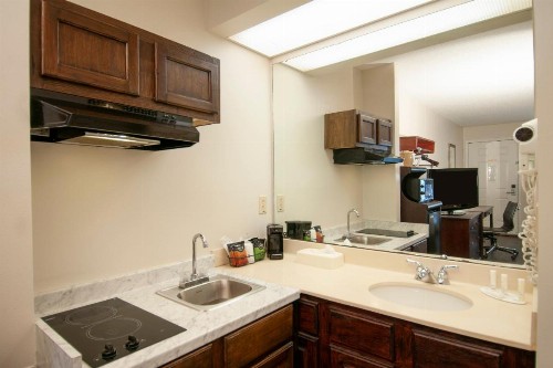 Baymont by Wyndham Tuscaloosa - image 19