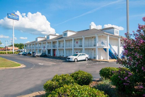 Baymont by Wyndham Tuscaloosa - image 24