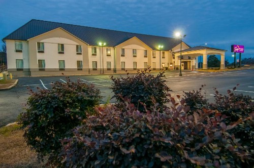 Howard Johnson by Wyndham University of Alabama Tuscaloosa - image 34