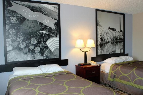 Super 8 by Wyndham Tuscaloosa - image 19