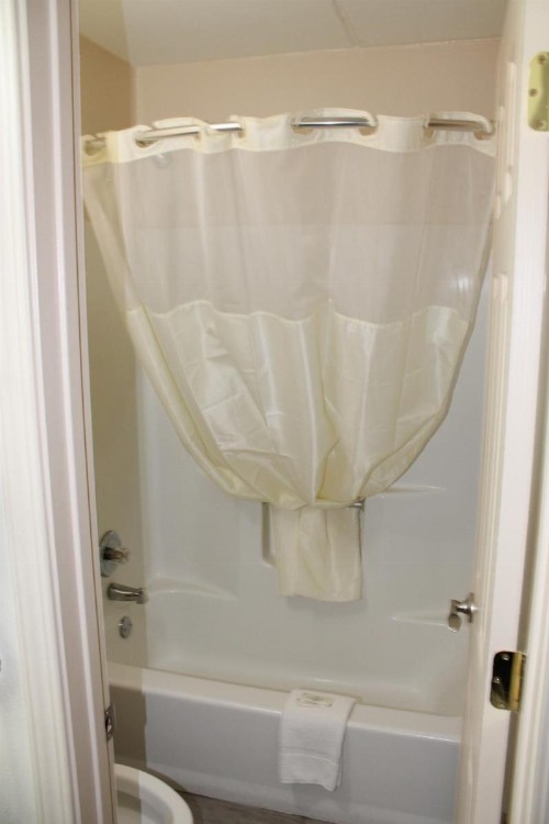 Americas Best Value Inn Tuscaloosa - image 23