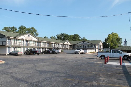Americas Best Value Inn Tuscaloosa - image 24