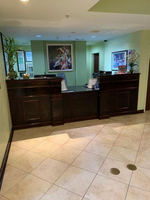 Ambassador Inn & Suites - image 28