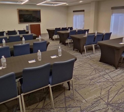Holiday Inn Express & Suites - Tuscaloosa-University an IHG Hotel - image 21