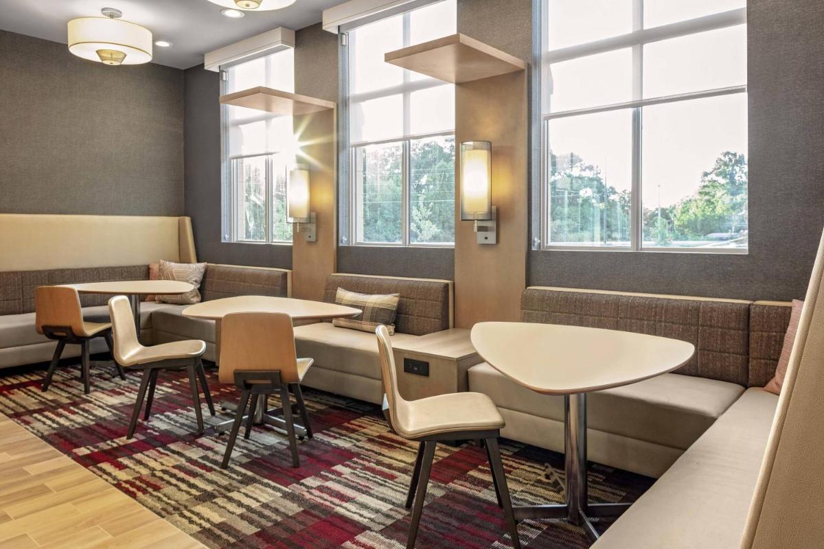 Residence Inn by Marriott Tuscaloosa - image 5