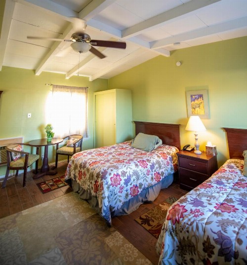 Harmony Motel - image 16