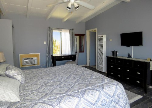 Harmony Motel - image 23