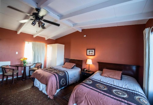Harmony Motel - image 8