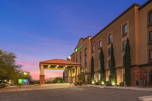 Holiday Inn Express Hotel & Suites Twentynine Palms an IHG Hotel - image 10