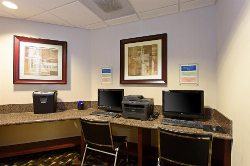 Holiday Inn Express Hotel & Suites Twentynine Palms an IHG Hotel - image 20