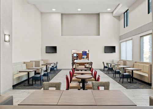 Holiday Inn Express Hotel & Suites Twentynine Palms an IHG Hotel - image 26