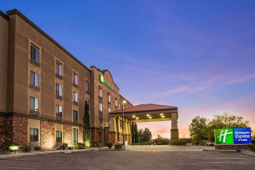 Holiday Inn Express Hotel & Suites Twentynine Palms an IHG Hotel - image 30