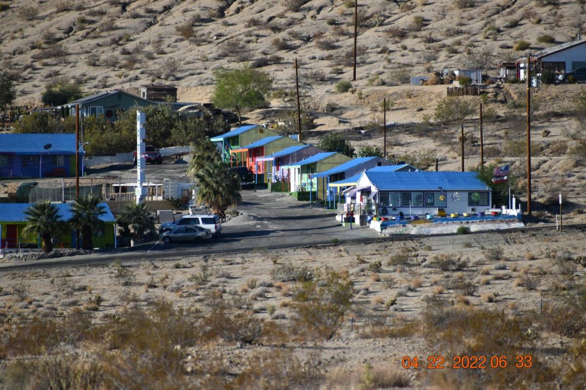 9 Palms Inn - main image