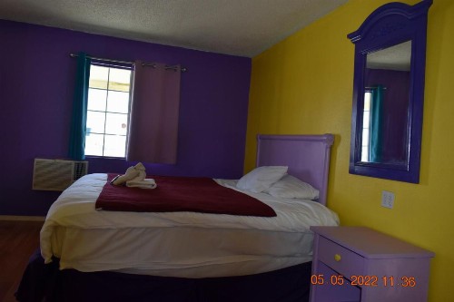 9 Palms Inn - image 43