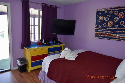 9 Palms Inn - image 50