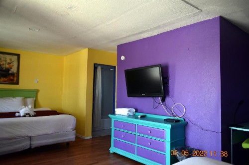 9 Palms Inn - image 6