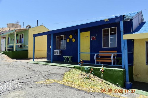 9 Palms Inn - image 8