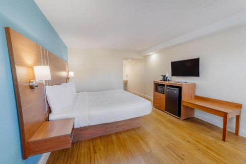 Dunes Inn & Suites - Tybee Island - image 13