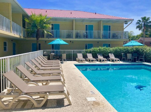 Dunes Inn & Suites - Tybee Island - image 4