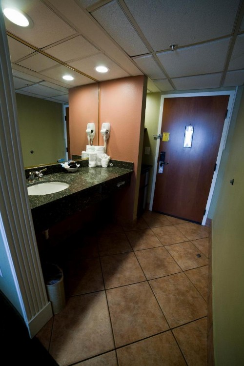DeSoto Beach Hotel - image 42