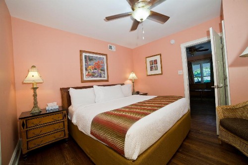 DeSoto Beach Gardens - image 8