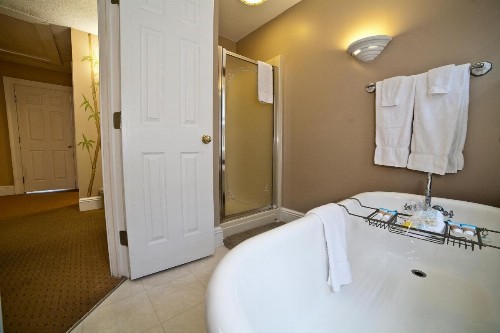 DeSoto Beach Bed and Breakfast - image 7