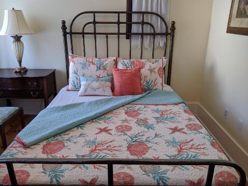 Surf Song Bed & Breakfast - image 3