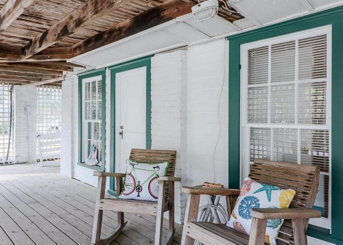 19th St. Beachside Hideaway - image 12