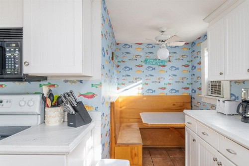 Beach Boys Bungalow - image 10