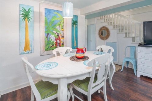 Beach Boys Bungalow - image 5
