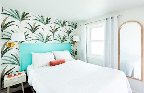 Royal Palms Motel - image 5