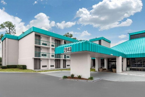 Quality Inn Tyler - Lindale - image 14