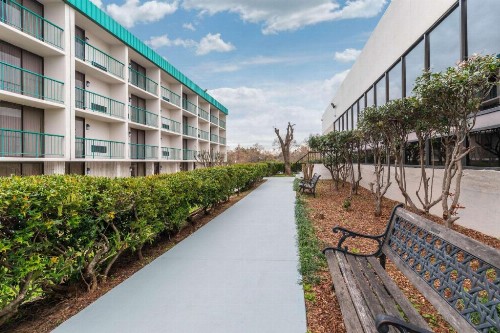 Quality Inn Tyler - Lindale - image 3