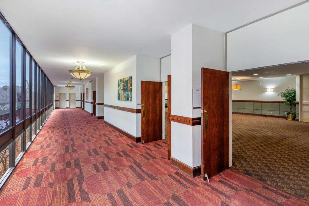 Quality Inn Tyler - Lindale - image 5