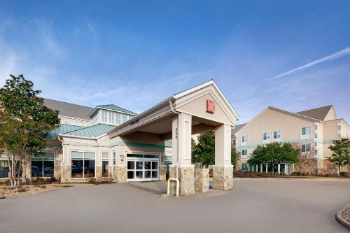 Hilton Garden Inn Tyler - image 1