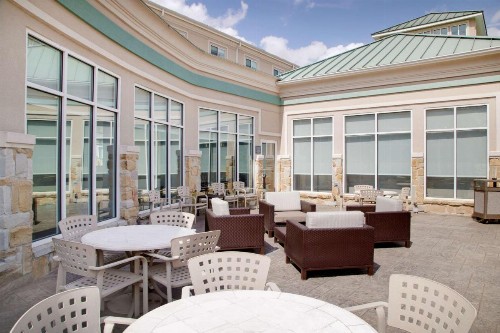 Hilton Garden Inn Tyler - image 2
