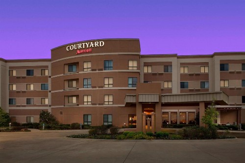 Courtyard by Marriott Tyler - image 12