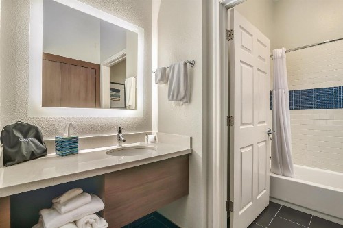 Staybridge Suites Tyler University Area an IHG Hotel - image 33