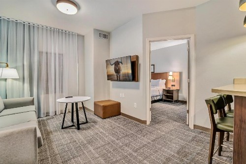 Staybridge Suites Tyler University Area an IHG Hotel - image 39