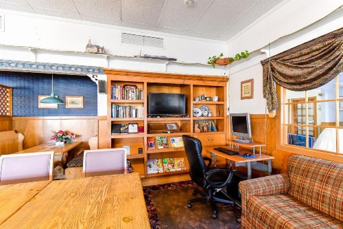 OYO Hotel Tyler Lindale - image 17